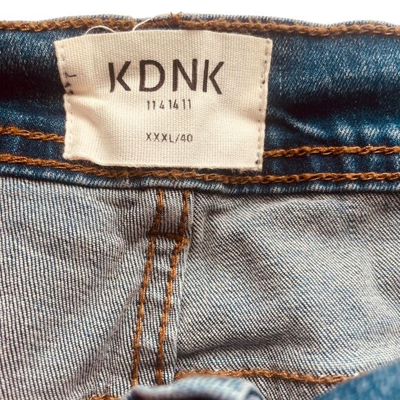 KDNK Comfort Stretch Distressed Moto Denim Jeans - Picture 4 of 16